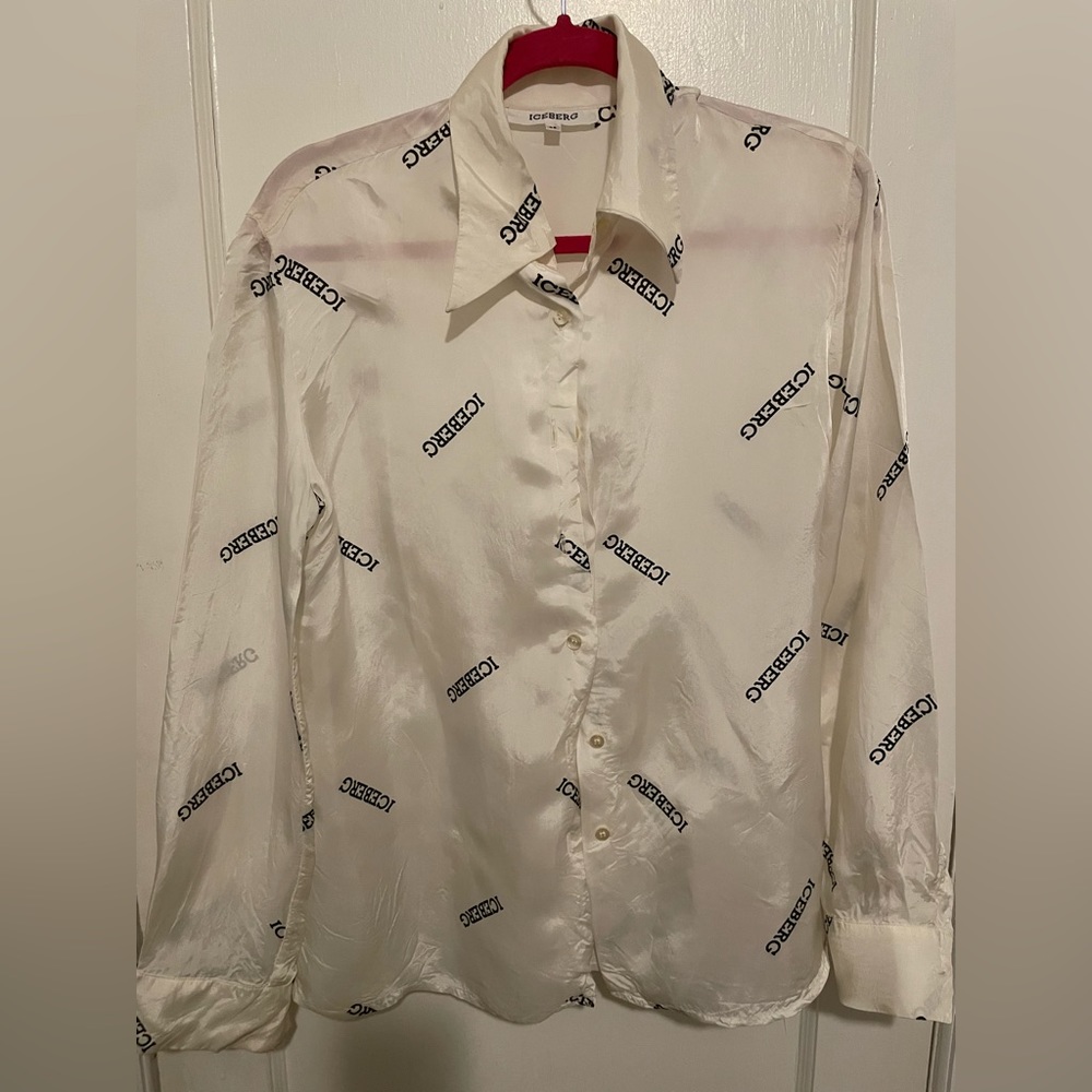 Women’s white , black iceberg blouse sz , 48